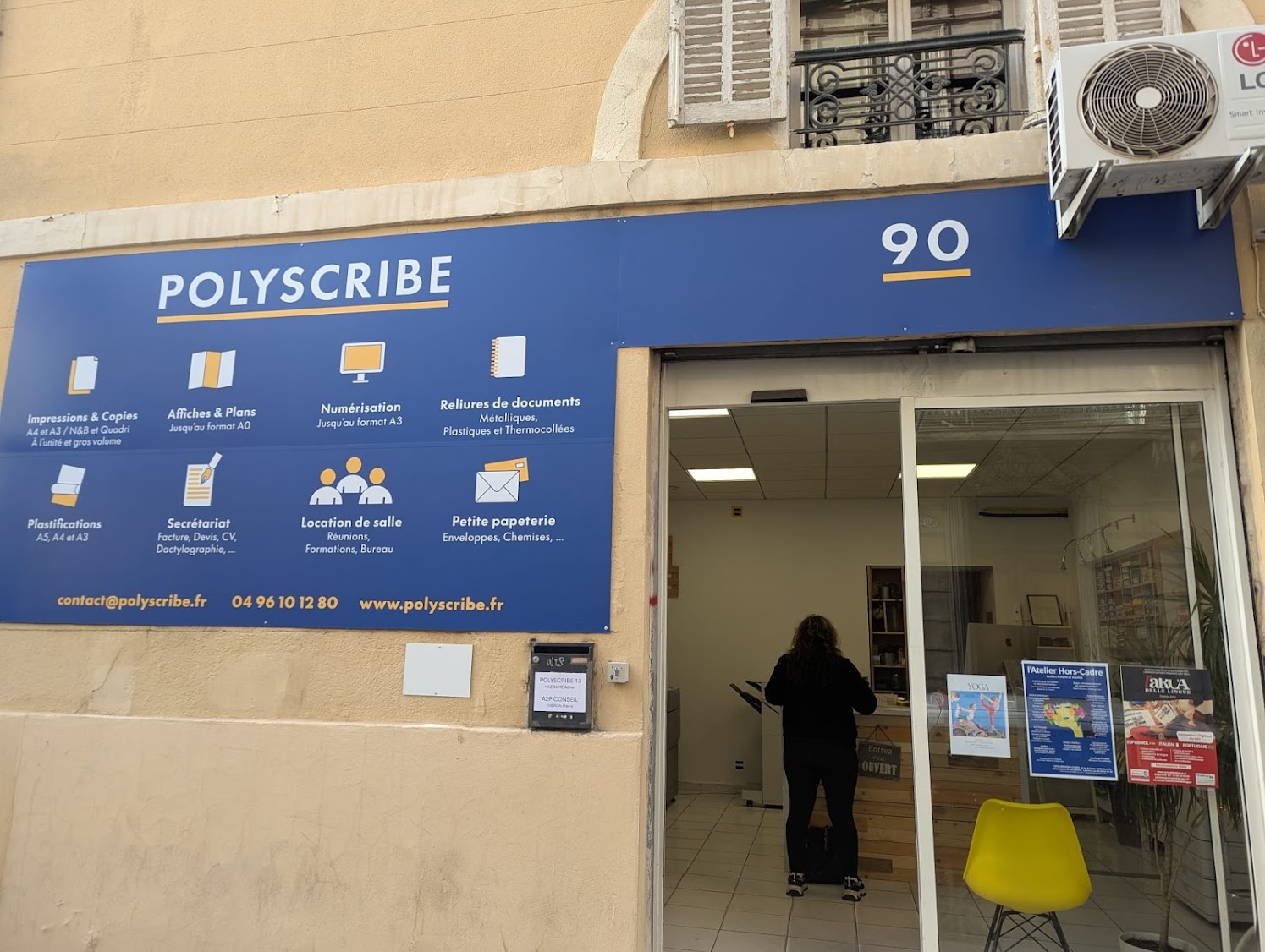Devanture boutique Polyscribe 90 rue Edmond Rostand Marseille
